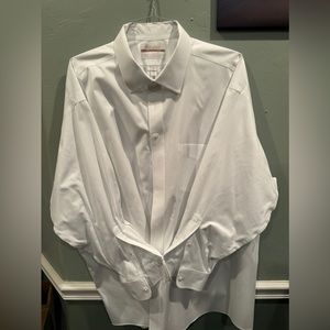 Roundtree and Yorke Gold Label dress shirt. Size 19 - 34